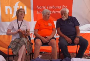 Inne i NFU-teltet